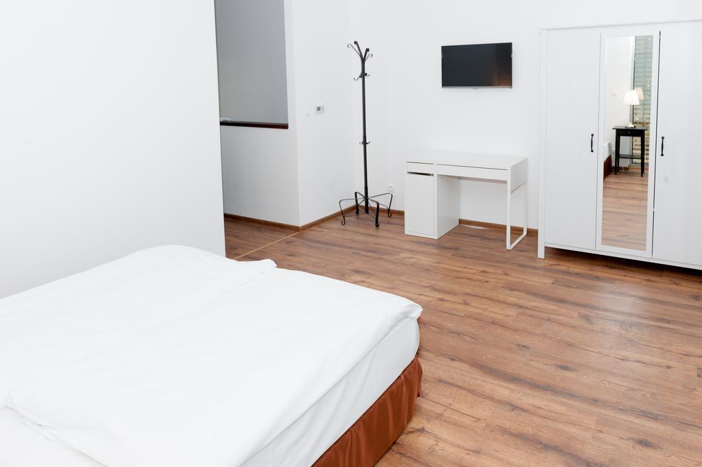Villa Ladoven Luxusny Apartman 124M2 Martin Extérieur photo