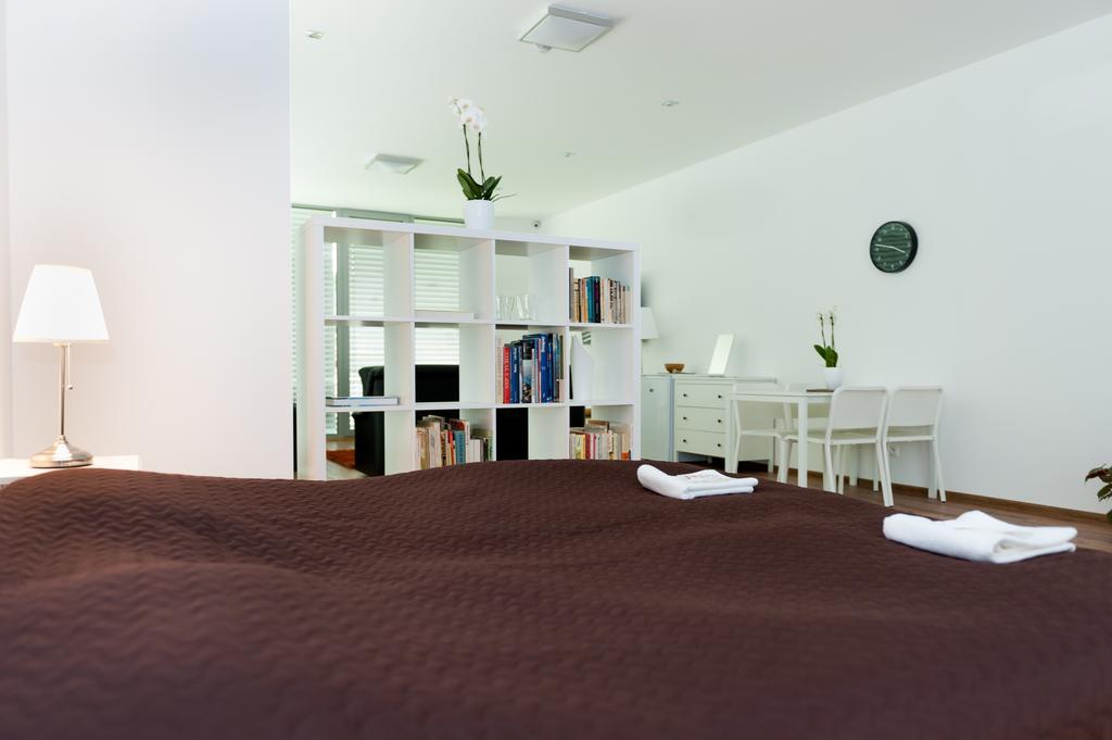 Villa Ladoven Luxusny Apartman 124M2 Martin Extérieur photo